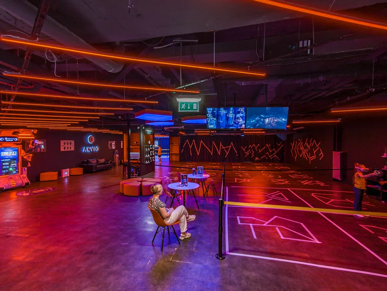 Фото VR парк Anvio (в ЦДМ) - развлечение в Москве | Досугатор